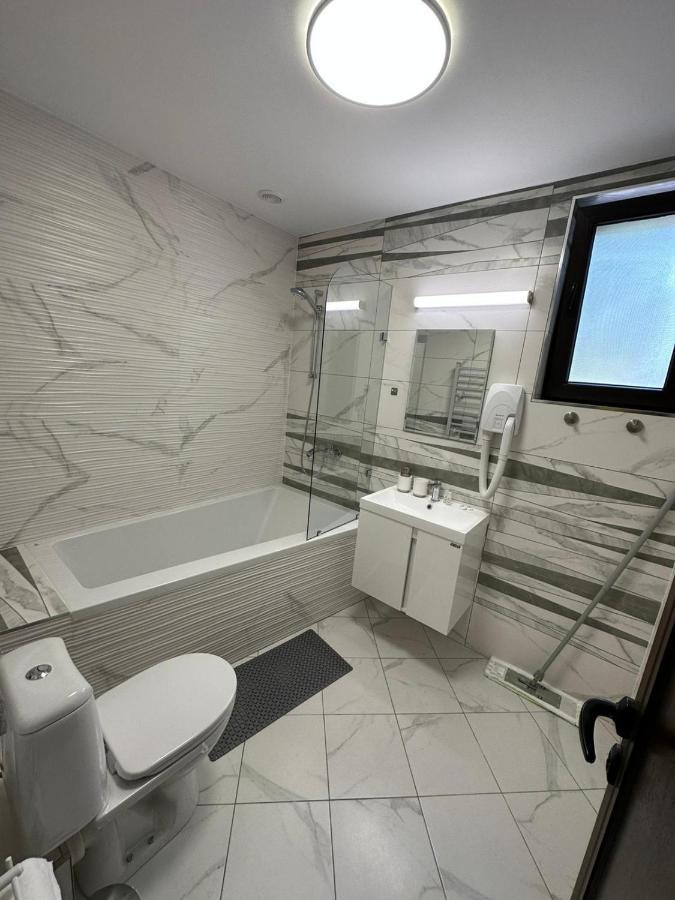 Хотел Аврора CChaskovo Exteriör bild